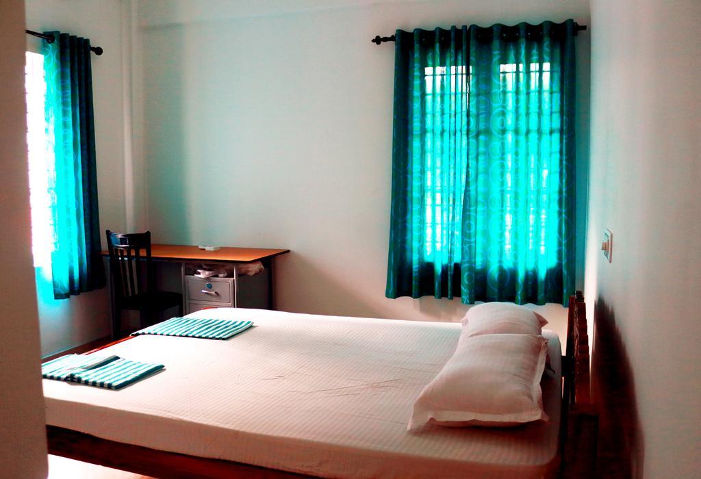 En Jays Residency Apartment กัตตะยัม ภายนอก รูปภาพ