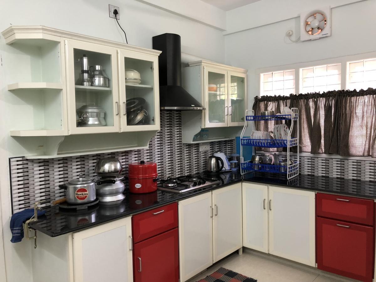 En Jays Residency Apartment กัตตะยัม ภายนอก รูปภาพ